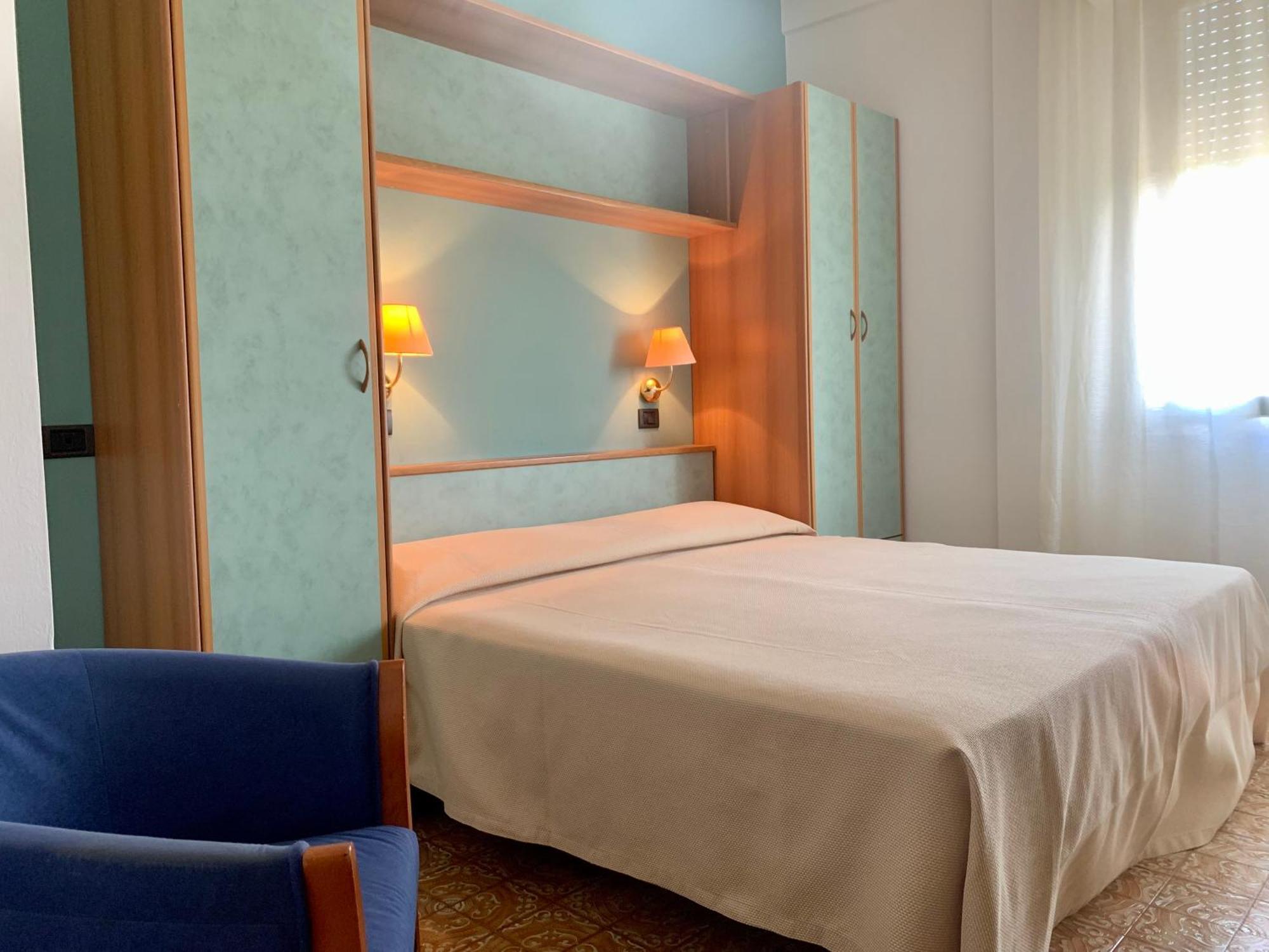 Residence & Suites Bellaria-Igea Marina Pokoj fotografie