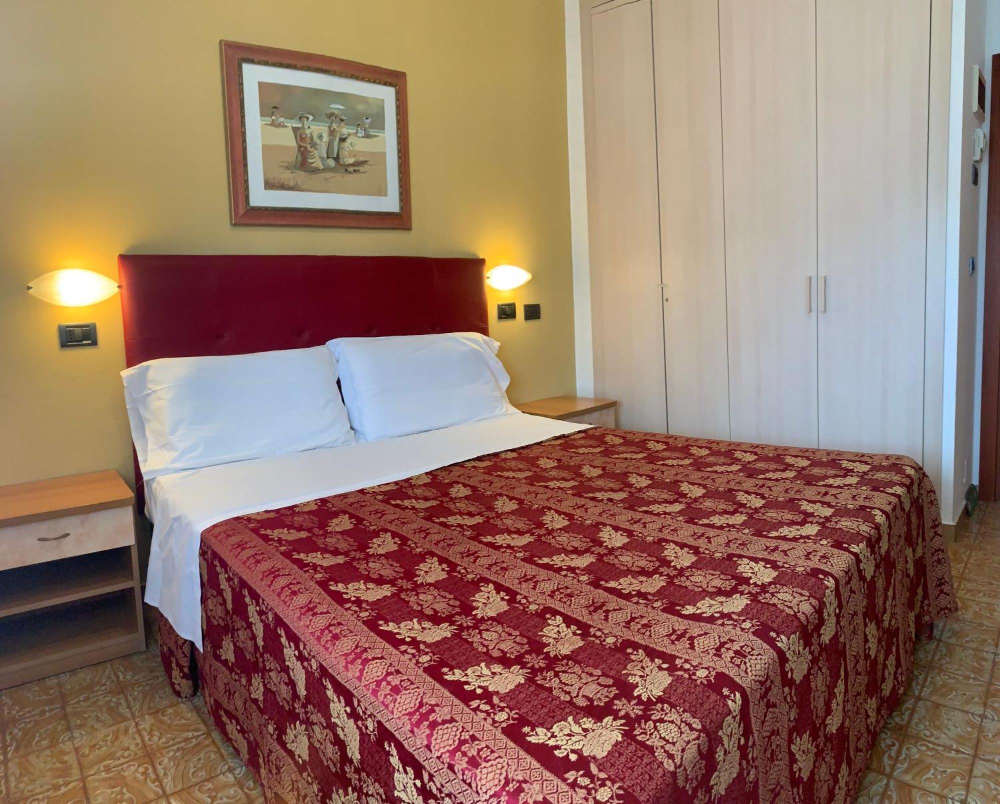 Residence & Suites Bellaria-Igea Marina Pokoj fotografie